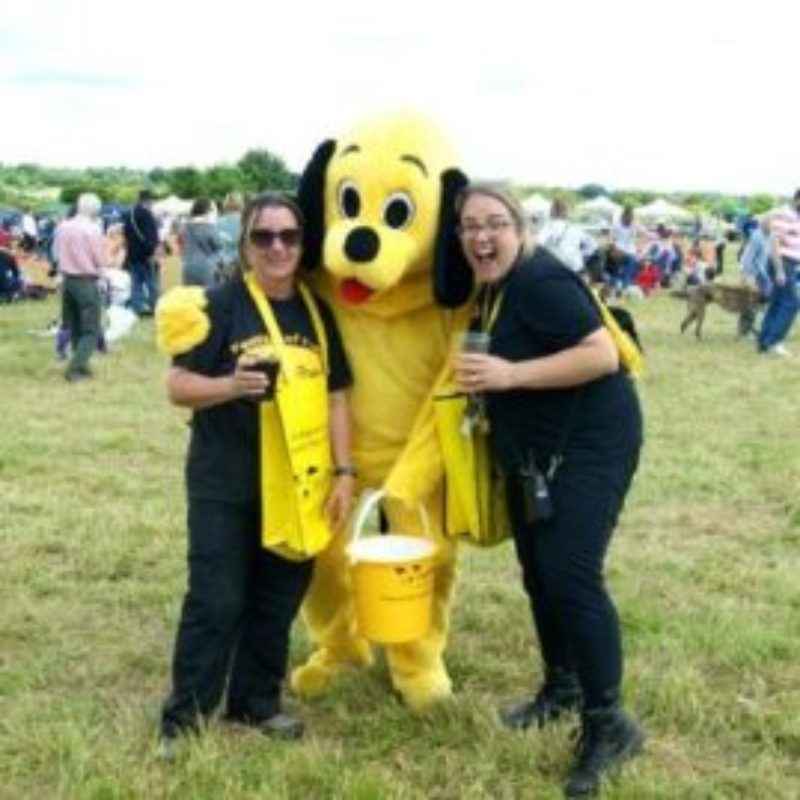 Bassets Supports Dogs Trust Summer Fun Day