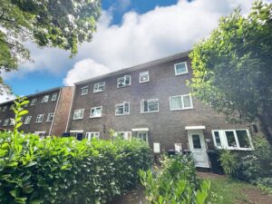 Camelot Close, Andover