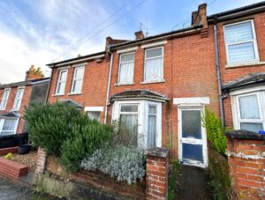 *Cash Buyers Only* Ashley Road, Salisbury, SP2 7BZ