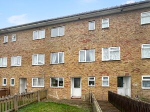 Launcelot Close, Andover, SP10 4BX