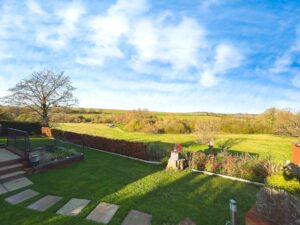 Idmiston Road, Porton