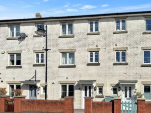 Shears Drive, Archers Gate, Amesbury, SP4 7YA