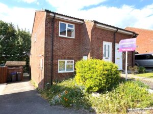 Lawrence Close, Amesbury, SP4