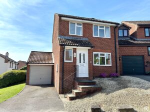 Ayrshire Close, Fugglestone Red, Salisbury, SP2 9PF