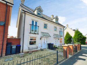 Sherbourne Drive, Old Sarum, Salisbury, SP4 6FS