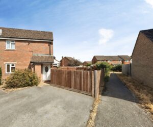 Sheen Close, Fugglestone Red, Salisbury, SP2 9PJ