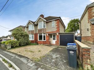 Marina Road, Durrington, Salisbury, SP4 8DB